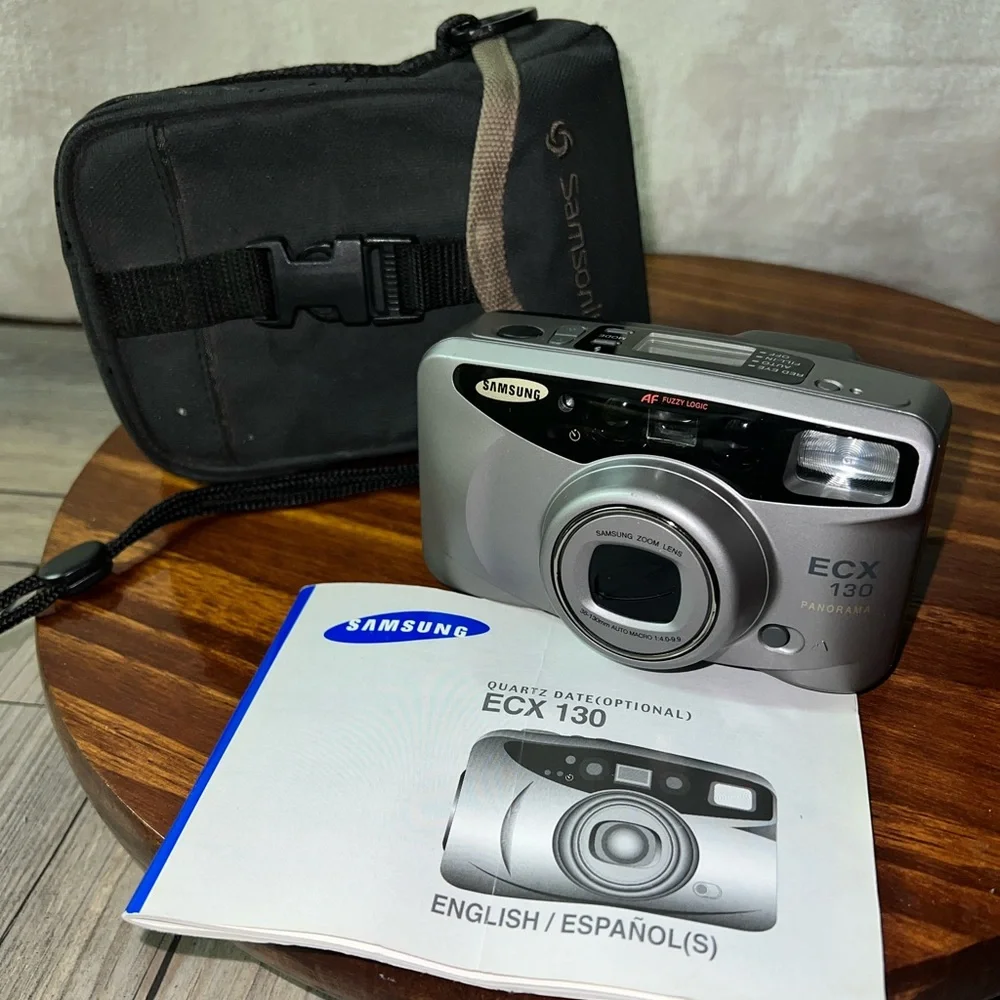 Samsung ECX 130 Panorama Quartz Date 35mm Point & Shoot Film Camera w/carry case